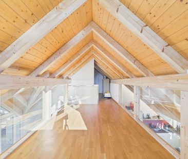 Einzigartige 4.5-Zimmer-Dachwohnung mit Galerie und Weitblick in Ka... - Photo 4