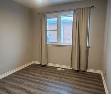 For Lease - 3 Heatherington Drive, Toronto, Ontario - Photo 5