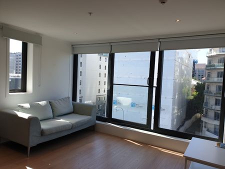 Best in the building - Photo 4