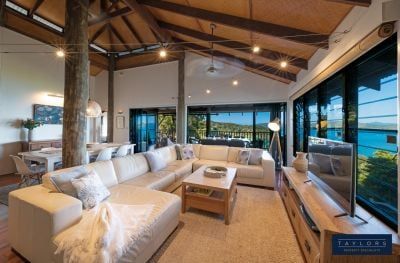 Unparalleled Whitsunday Views - Fully Furnished Villa - Photo 3