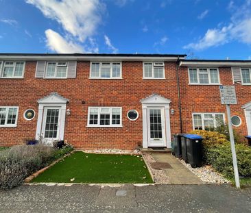 Cavenham Close, Woking - Photo 1