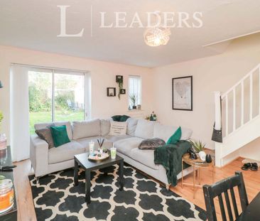 3 bedroom house to rent Wedgewood Drive, Harlow, CM17 - Photo 1