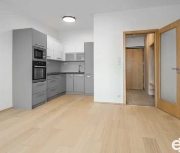 Pronájem atraktivní bytové jednotky 2+kk/T + garážové stání, 74 m - Photo 6