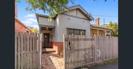 Period Charm meets Contemporary Living! - Photo 5