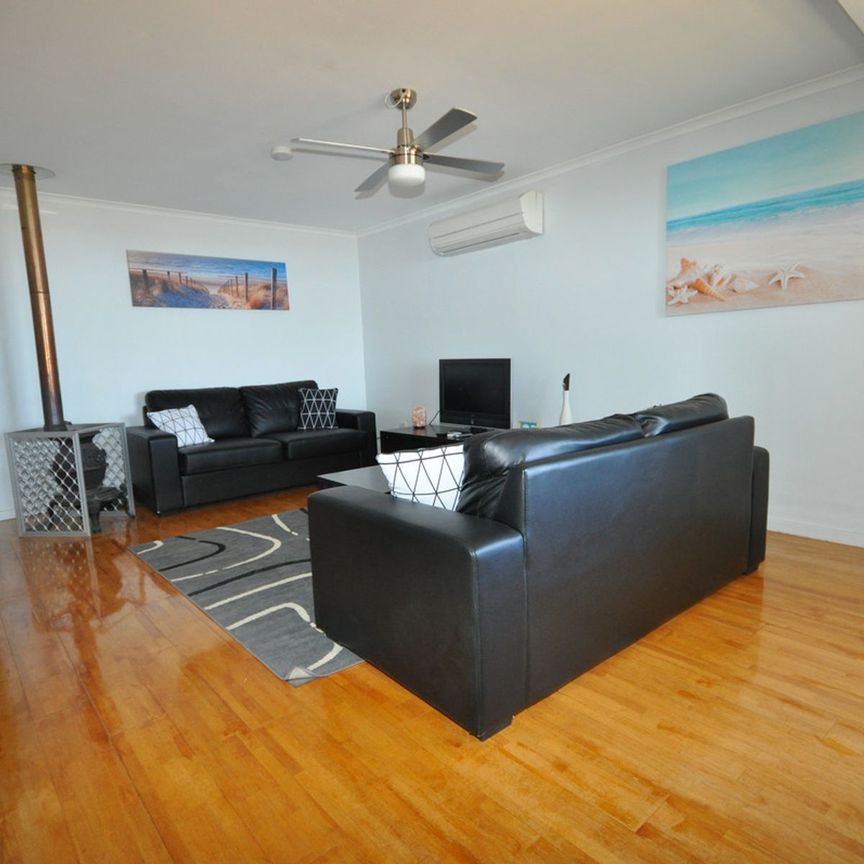 Fully Furnished Shack - Photo 1