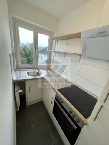 Mit Einbauküche! Moderne 3 Raum-EG-Whg. mit Balkon, Wanne in Pforten! - Foto 2