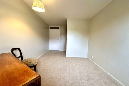 Apt 2, 548 Antrim Road, Belfast, BT15 5GJ - Photo 4