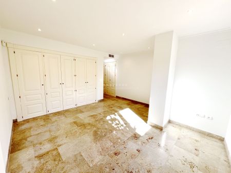 Exclusivo apartamento para alquiler en La Cascada, Milla de Oro de Marbella - Foto 3