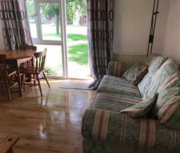 3 bedroom flat to rent - Photo 1