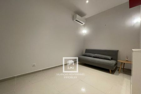 Location Maison 4 pièces 108m² ST HIPPOLYTE 66510 - Photo 3