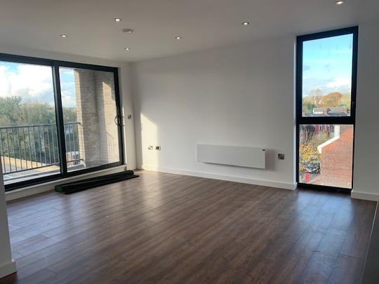 2 bedroom flat to rent - Photo 1