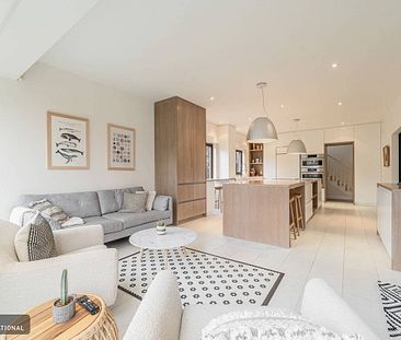 Beautiful furnished house for rent in Ville Mont-Royal - high ceili... - Photo 2