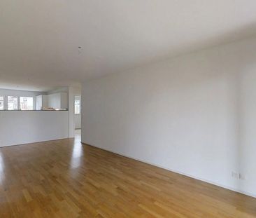 3.5 Zimmer, 94 m², 2. Stock - Photo 1