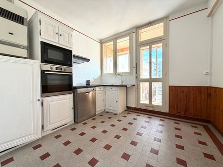 T4 - SQUARE DU COMMANDANT L'HERMINIER - 82.46 m² - Photo 2