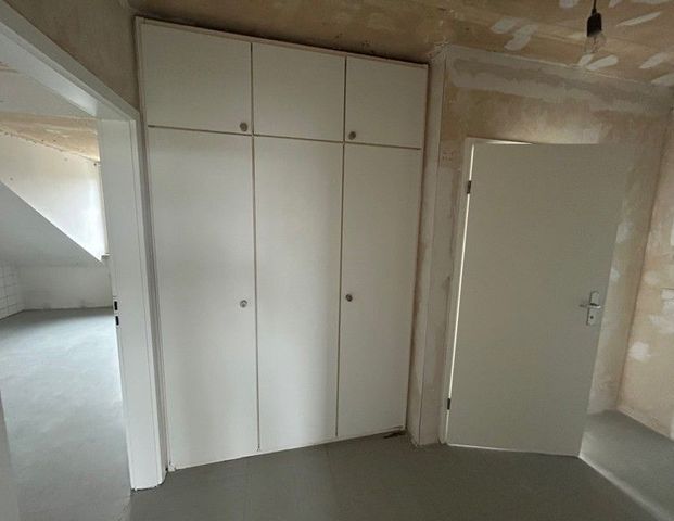 2-Zimmer-Wohnung mit schönem Balkon und großem Badezimmer, NUR für 2-Personen Haushalt mit WBS - Foto 1