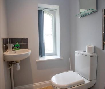 Property to rent - Photo 4