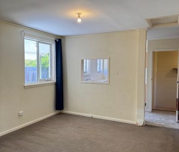 21 Cassinia Street, O'Connor ACT 2602 - House For Rent | Domain - Photo 2