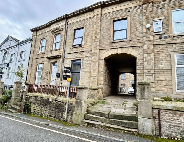 Bath Street Room 2 - Photo 1