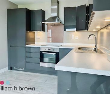 2 bedroom apartment to rent - Photo 5