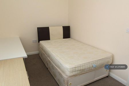 5 bedroom terraced house to rent - Photo 5