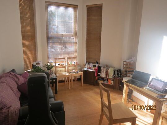 16 Stranmillis Park - Apt1, Belfast, BT9 5AU - Photo 1