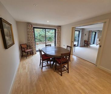 5 bedroom detached house to rent - Photo 5