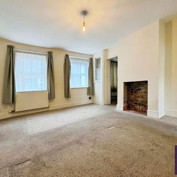 Vicarage Mews, Warminster, BA12 - Photo 1