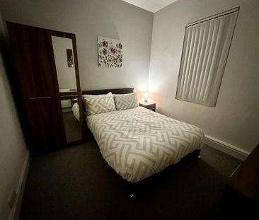 1 bedroom house of multiple occupation to rent - Photo 1