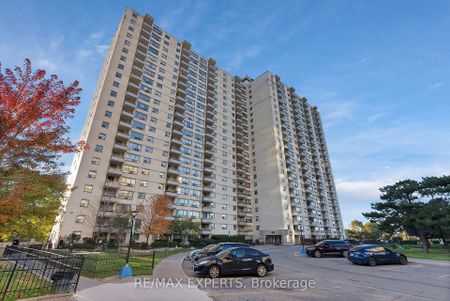 For Lease - 390 Dixon Road Unit# 1013, Toronto, Ontario - Photo 5