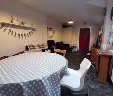 Farrar Road, Bangor, Gwynedd, LL57 - Photo 3