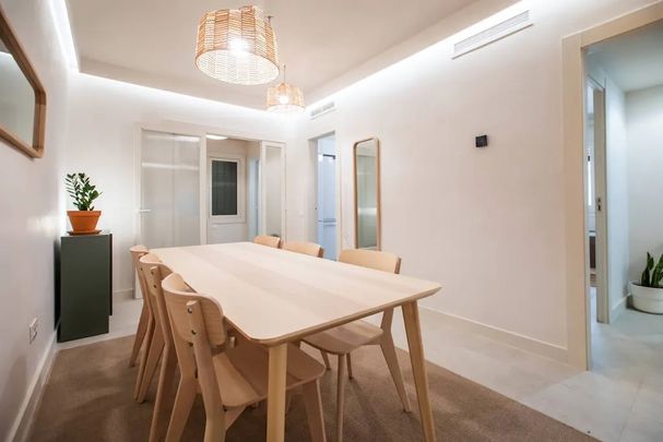 Via Augusta, Barcelona, Catalonia 08006 - Photo 1