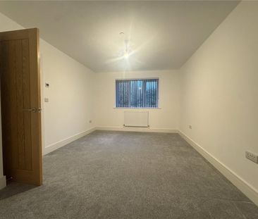 4 bedroom detached house to rent - Photo 1