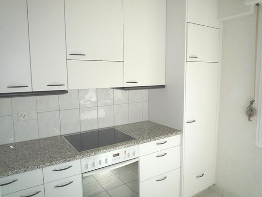 Grosszügige 2-ZW à 62 m² im 1. OG - Photo 1