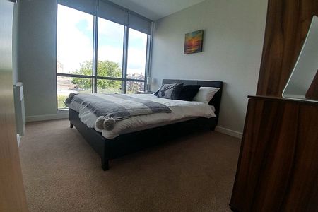 2 bedroom Flat To Rent - Photo 3