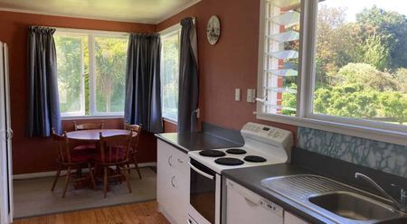 3 Bedroom home - Photo 3