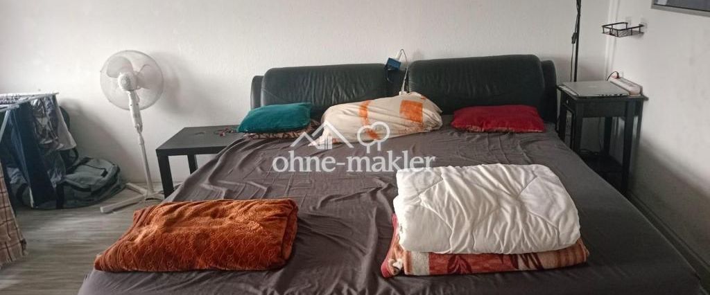 Dachgeschosswohnung in Duisburg (Hamborn) - Photo 1