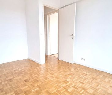 Appartement te huur in Sint-Pieters-Woluwe voor € 1.600 met 3 slaap... - Photo 4