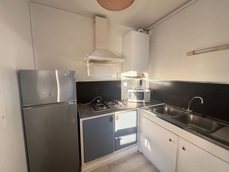 Location Appartement 2 pièces 32m² - Photo 4