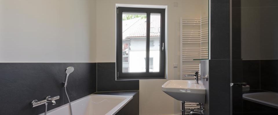 Stilvoll wohnen im Herzen Weimars – 3-Zimmer-Oase mit Terrasse & Balkon - Foto 1