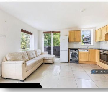 2 bedroom flat to rent - Photo 1