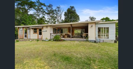 Riverbend – Three Bedroom Off Grid Home - Photo 5