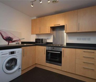 Harding House, Swindon, Wiltshire, SN1 - Photo 3