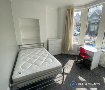 1 bedroom in a house share to rent - Photo 5