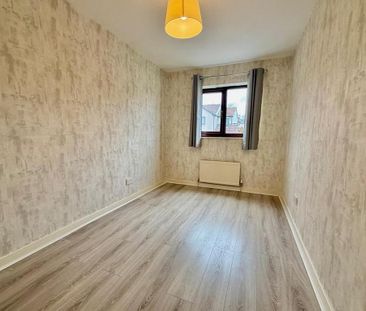 4 bedroom detached house to rent - Photo 6