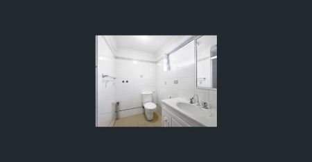 Conveniently Located 1 Bedroom Apartment - Photo 5