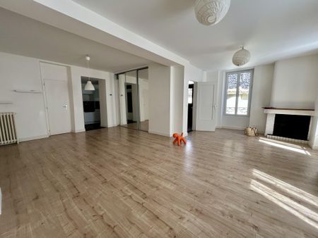 Location Maison 5 pièces 150m² CLERMONT FERRAND 63000 - Photo 2