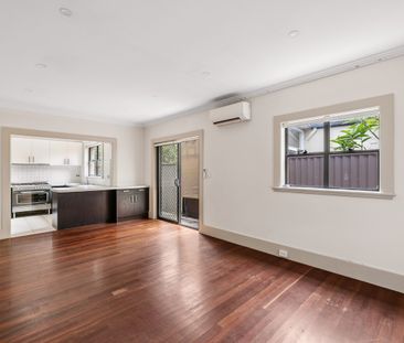 918 Bourke Street, Zetland NSW 2017 - House For Rent | Domain - Photo 2