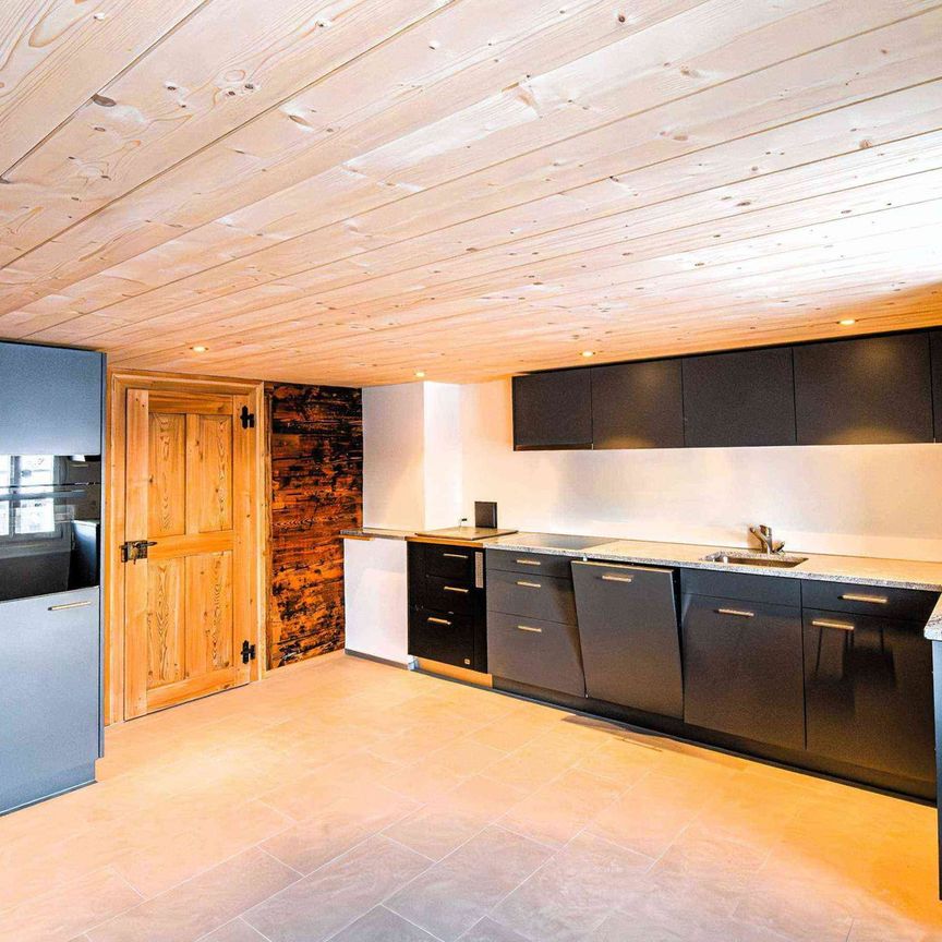 6 Zimmer, 240 m², 2. Stock - Photo 1