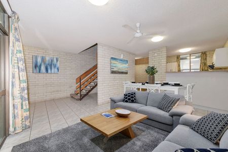 North Ward, 4810, North Ward Qld - Photo 2