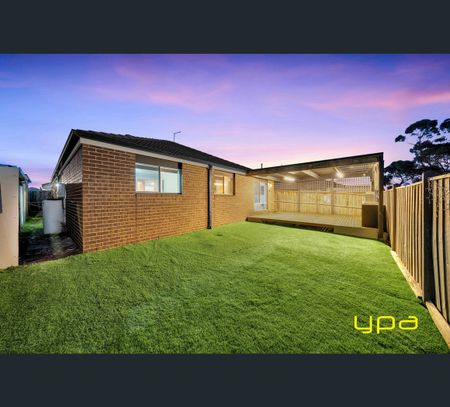31 Toddington Avenue, Williams Landing, Vic 3027 - Photo 4